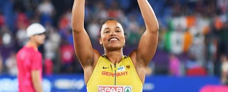 19,49 Meter: Biberach feiert Yemisi Ogunleye