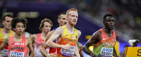 Frederik Ruppert (LAV Stadtwerke Tübingen) im Finale über 3.000 Meter Hindernis 